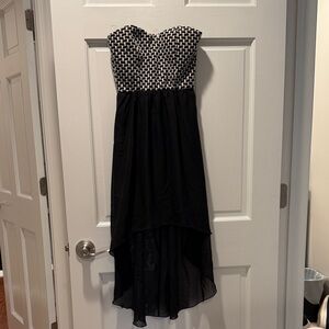 January 7 Black and White Formal Teen hi-low dress